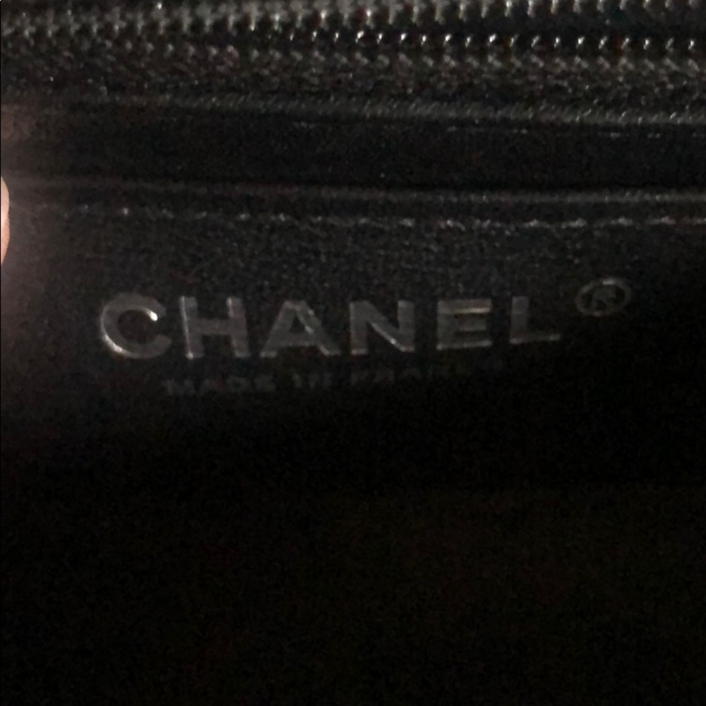 Authentic CHANEL mini square - Picture 7 of 11